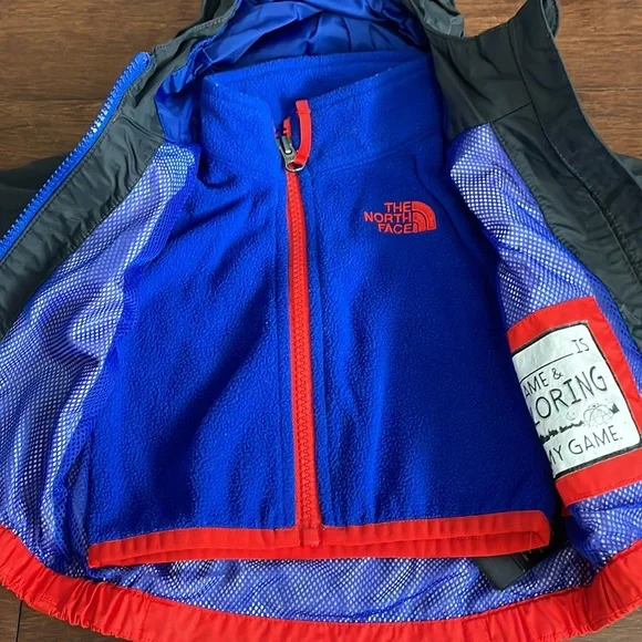 The North Face - Spring/Fall Jacket - Picture 2 of 3